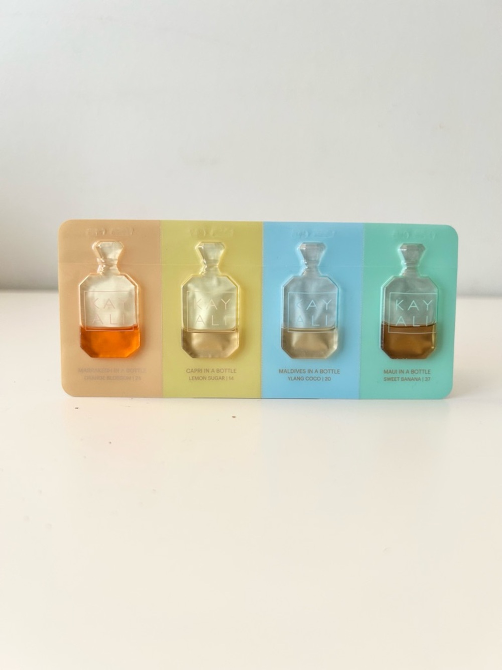 🌸KAYALI Discovery Set EDP Sample 0.6 x 4